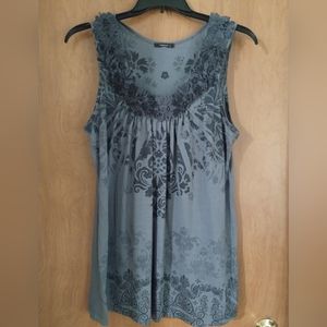 Grey tank top